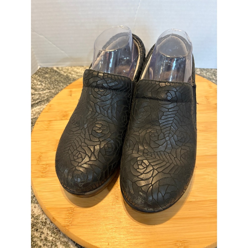 Alegria by‎ PG Lite Black Leather Rose Embossed Slip On Clogs Size 39 EUR